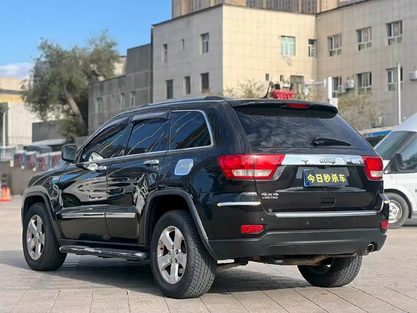 Фото 7 - Jeep Grand Cherokee (Import)