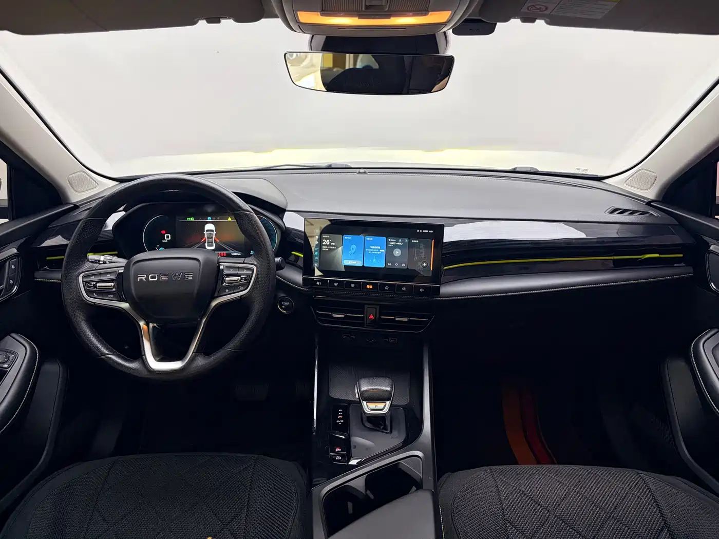 Фото 5 - Roewe i5