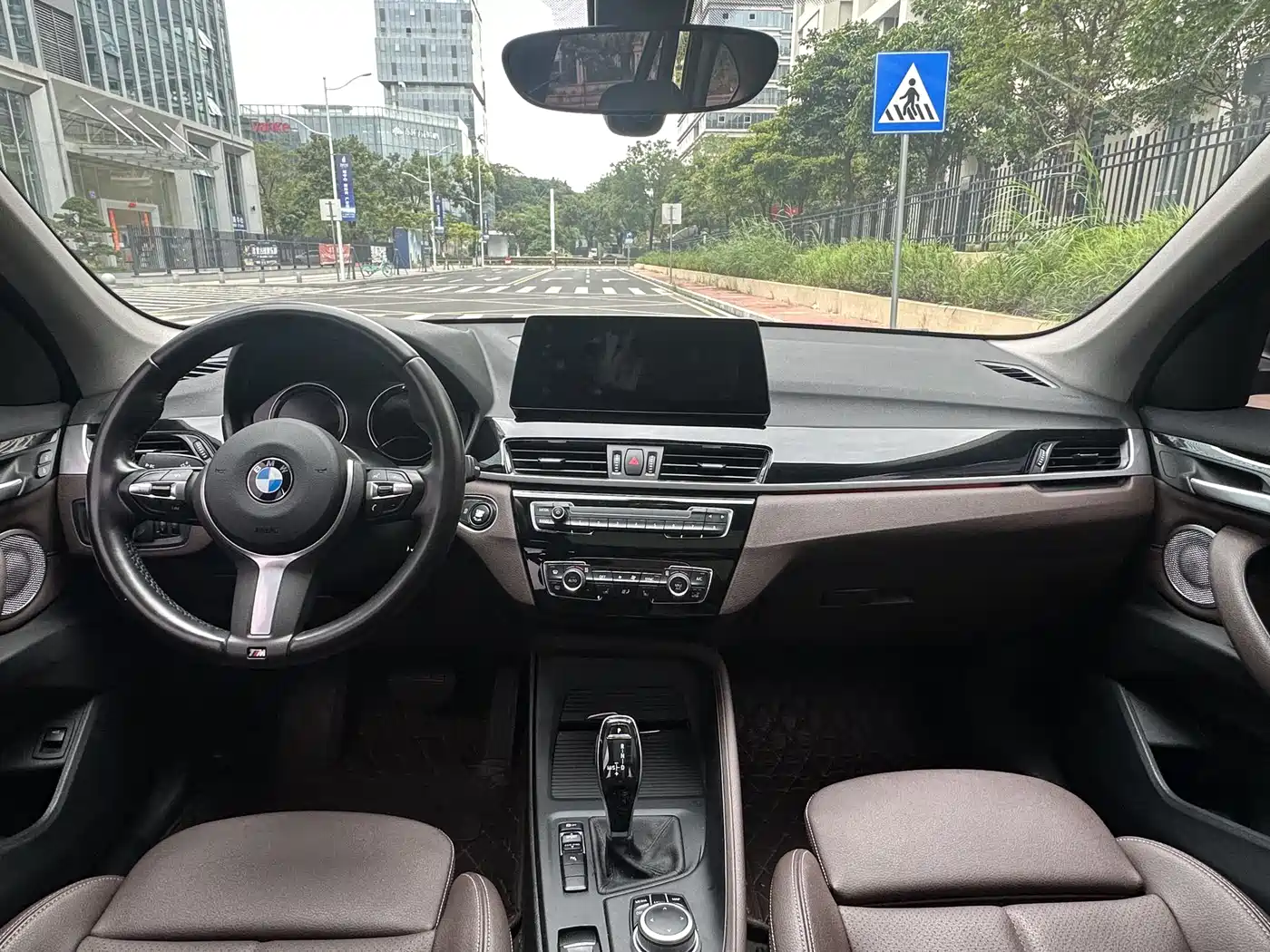 BMW X1 2020 sDrive25Li Leading Model фото 8