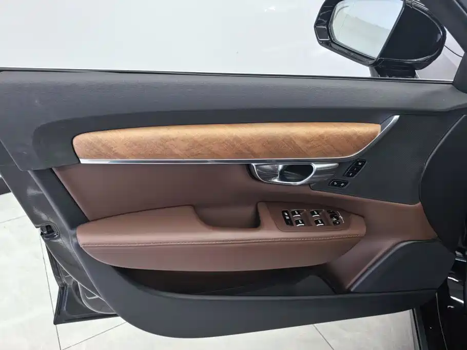 Volvo S90 2025 2025 B5 Zhiyi Luxury Edition