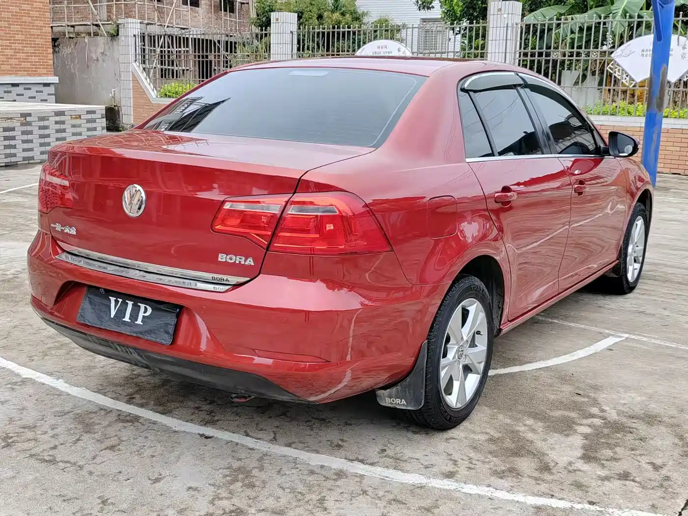 Volkswagen Bora 2014 1.6L Automatic Comfort Edition фото 7