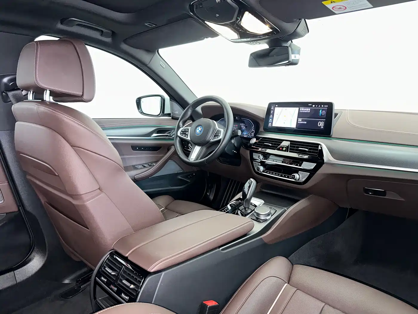 BMW 5 Series New Energy 2022 535Le Pioneer M Sport Package фото 21