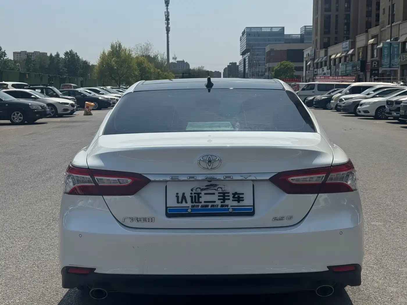 Toyota Camry 2021 2.5Q Flagship Edition фото 8
