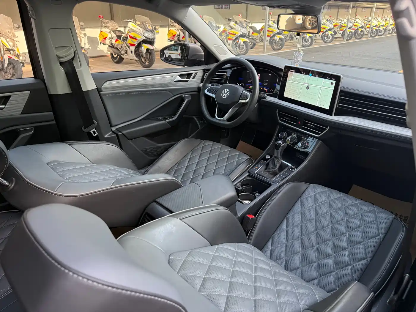 Volkswagen Sagitar 2024 300TSI DSG Surpass Edition фото 10