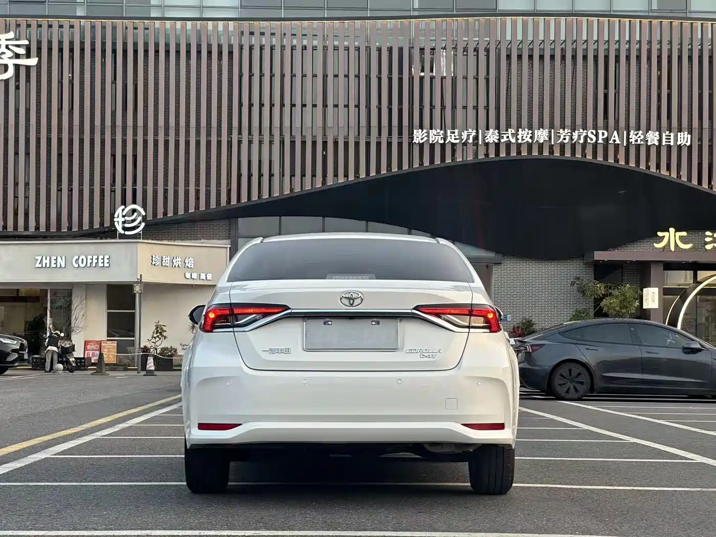 Toyota Corolla 2023 1.2T Pioneer Edition фото 11