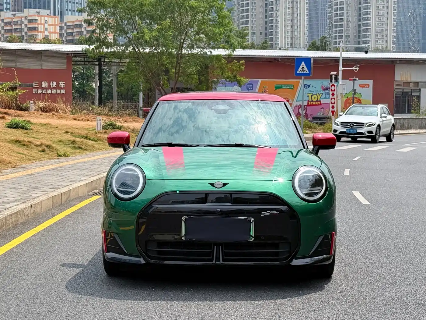 MINI ELECTRIC  JCW