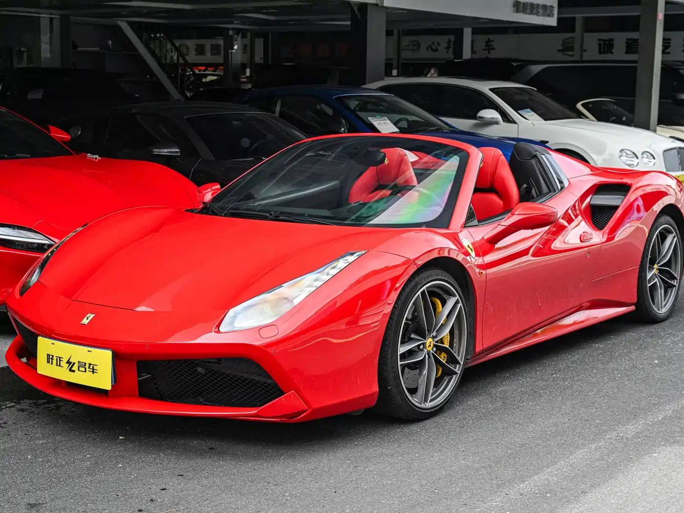 Ferrari 488 2019 2015 488 Spider