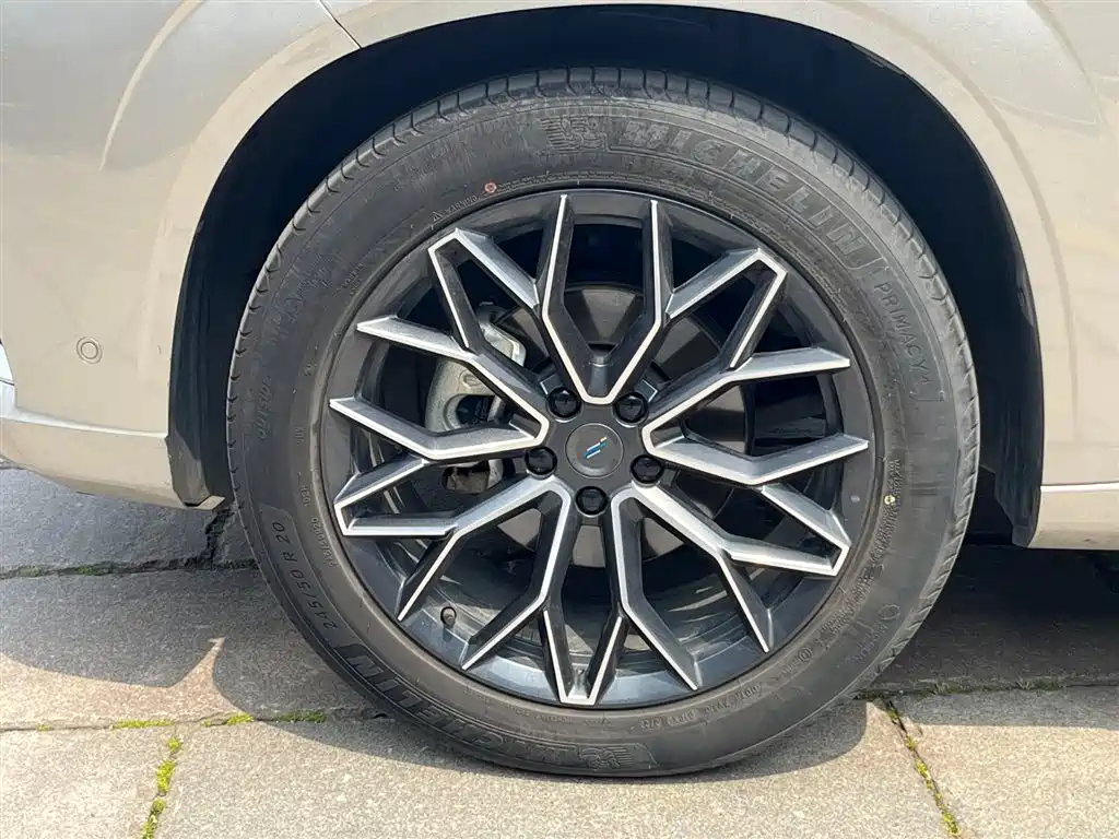 CHANGAN CHANGAN AUCHAN Z6