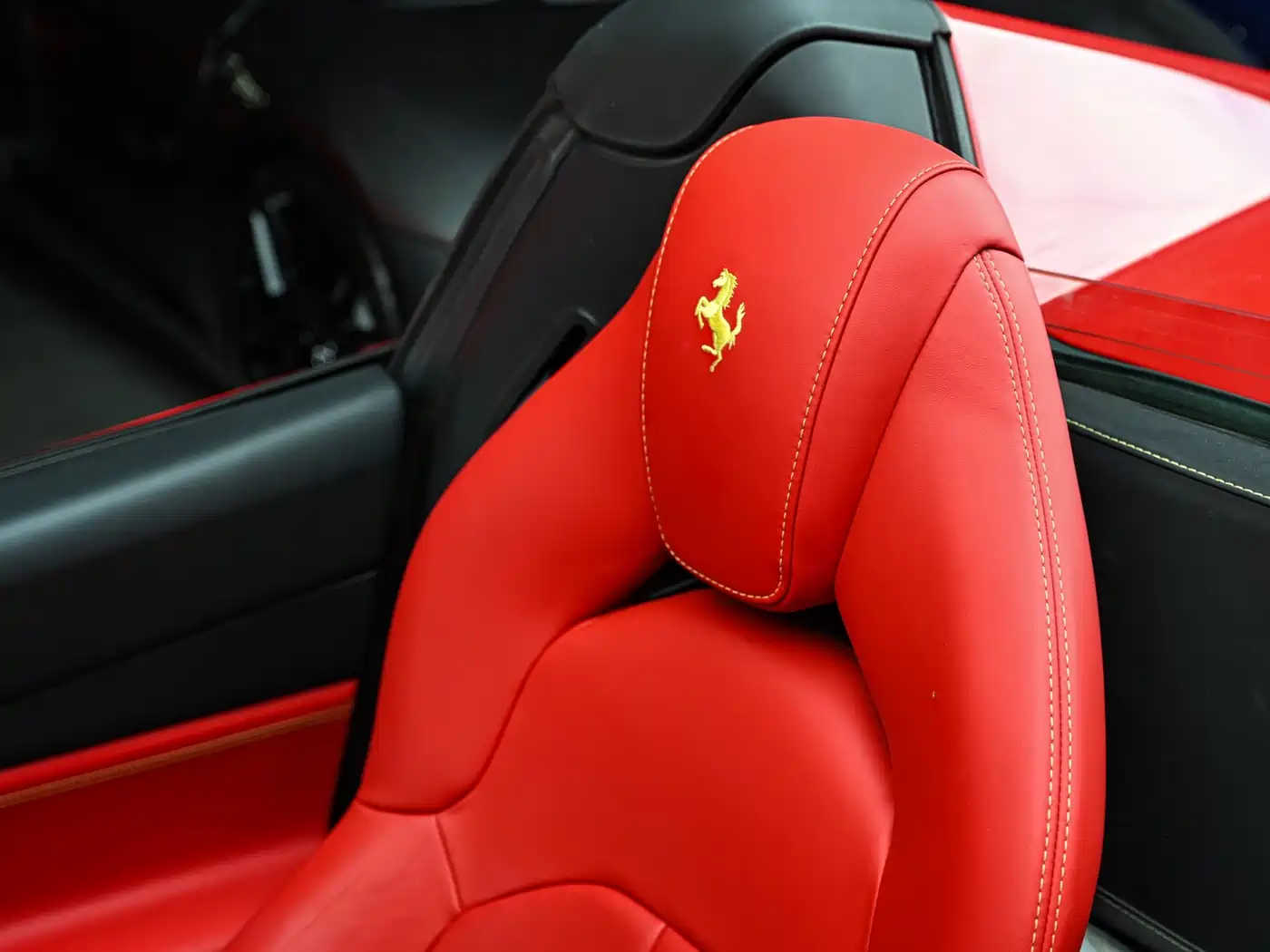 Ferrari 488 2019 2015 488 Spider
