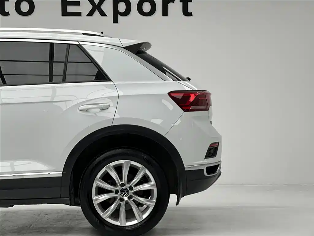 Volkswagen T-ROC 2021 Facelift 280TSI DSG 2WD Elite Smart Connect Edition фото 12