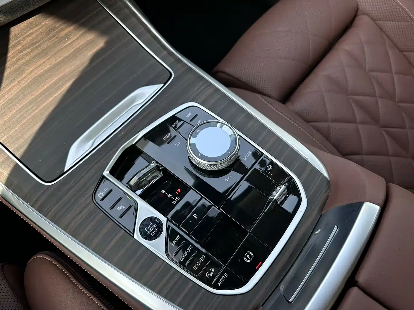 BMW X7 2023 xDrive40i Leading Luxury Package фото 5