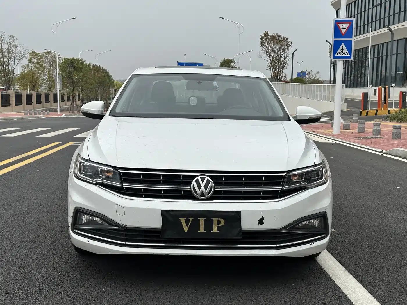 Volkswagen Bora 2020 1.5L Automatic Comfort фото 2