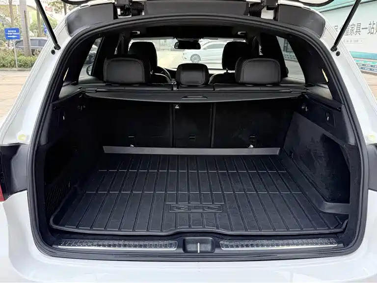 Mercedes-Benz GLC 2017 GLC 260 4MATIC Luxury фото 20