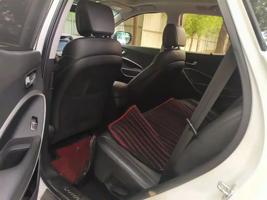 Hyundai Santa Fe 2015 2.0T Automatic 2WD Smart 5-Seater фото 24