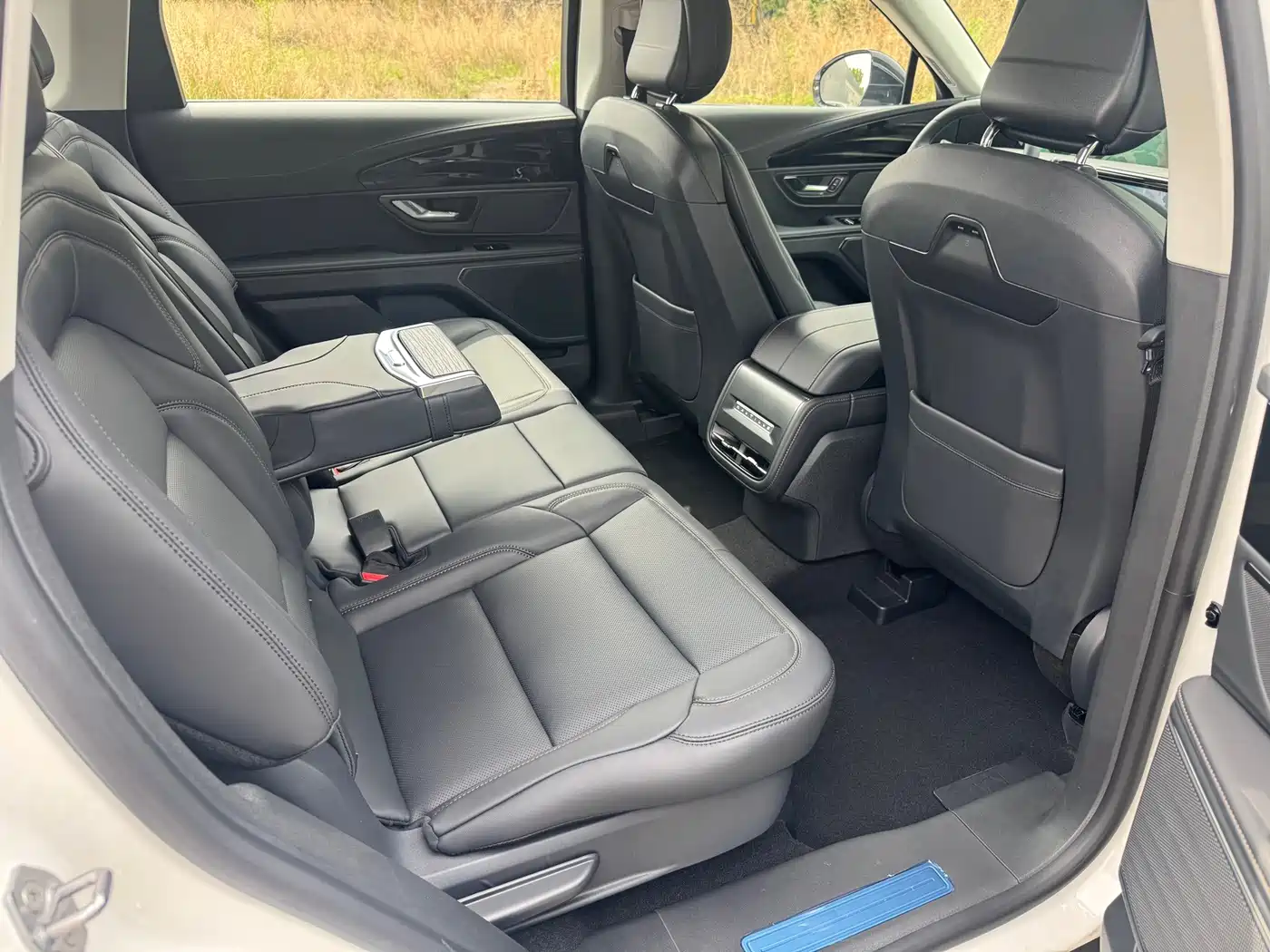 Lincoln Nautilus 2026 2025 2.0T FWD Launch Edition
