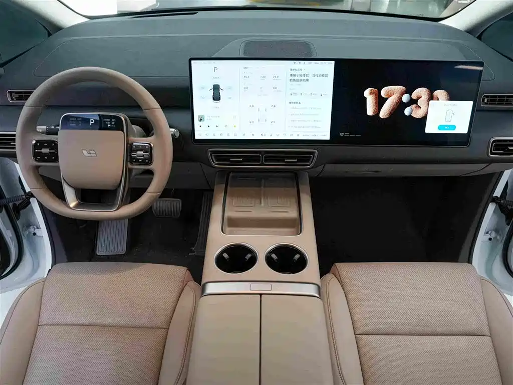 Li Auto MEGA 2025 2025 Model Home Family Special Edition