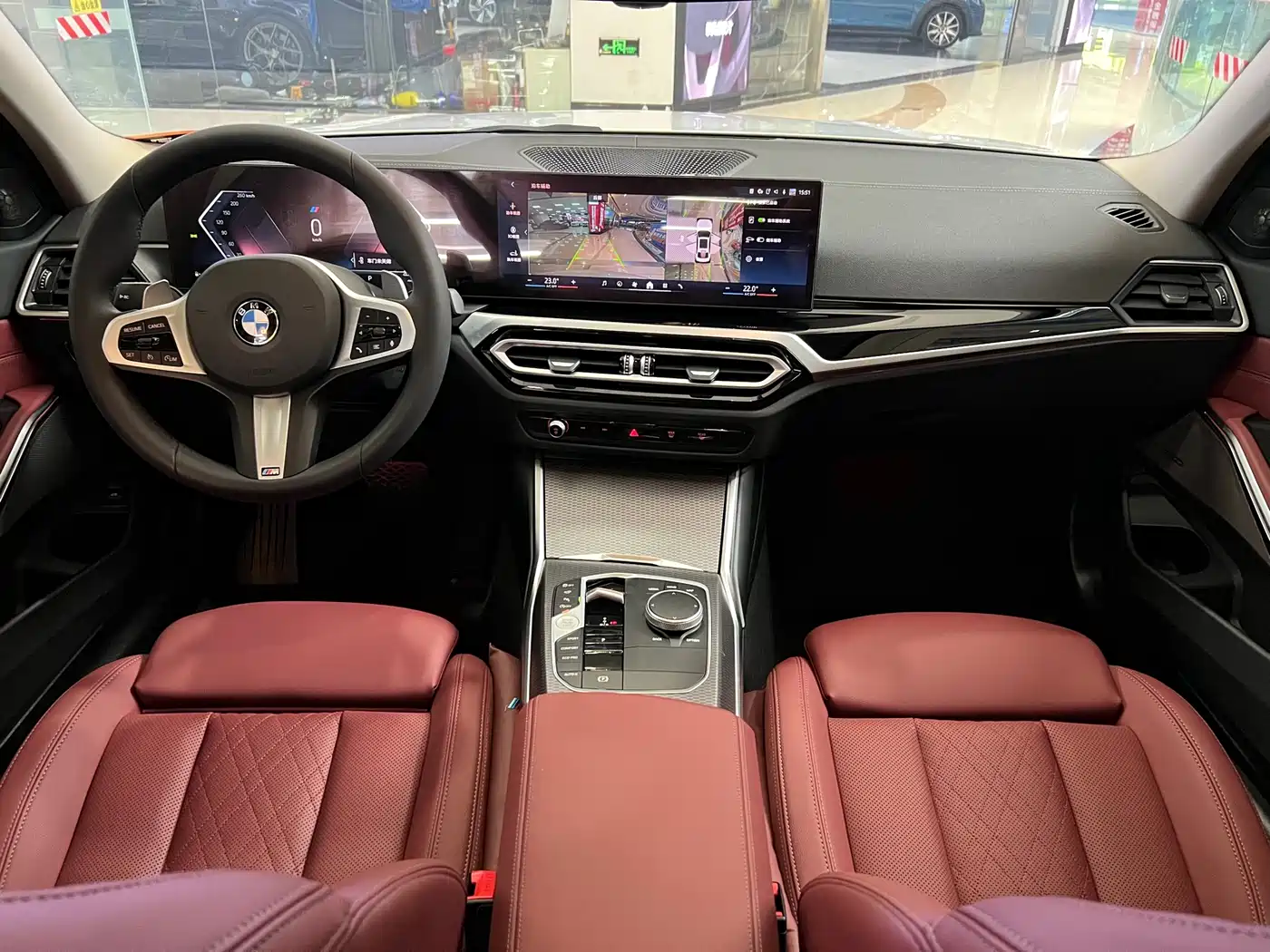 BMW 3 Series 2024 325Li M Sport Shadowline Package фото 16