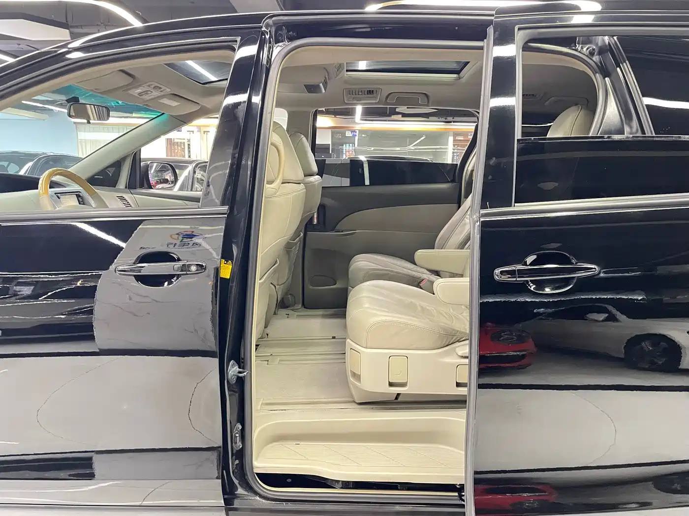 Toyota Previa 2007 3.5L 7-Seater Luxury фото 8