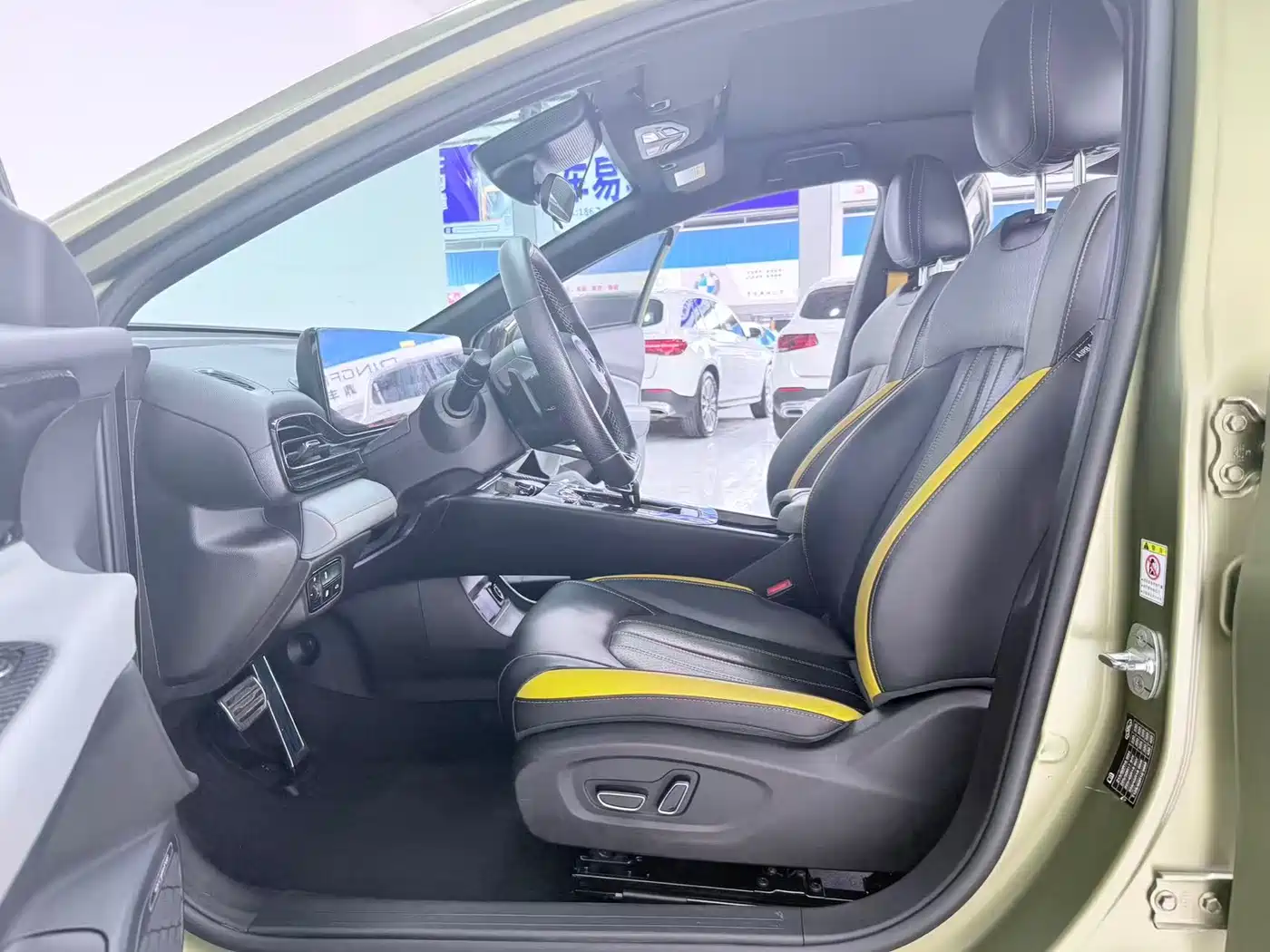 GAC Trumpchi Trumpchi Emkoo 2021 270T DCT J15 Edition фото 4