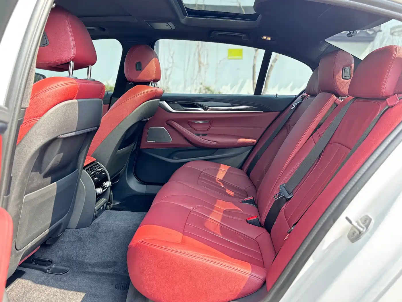 BMW 5 Series 2020 530Li Exclusive M Sport Package фото 12