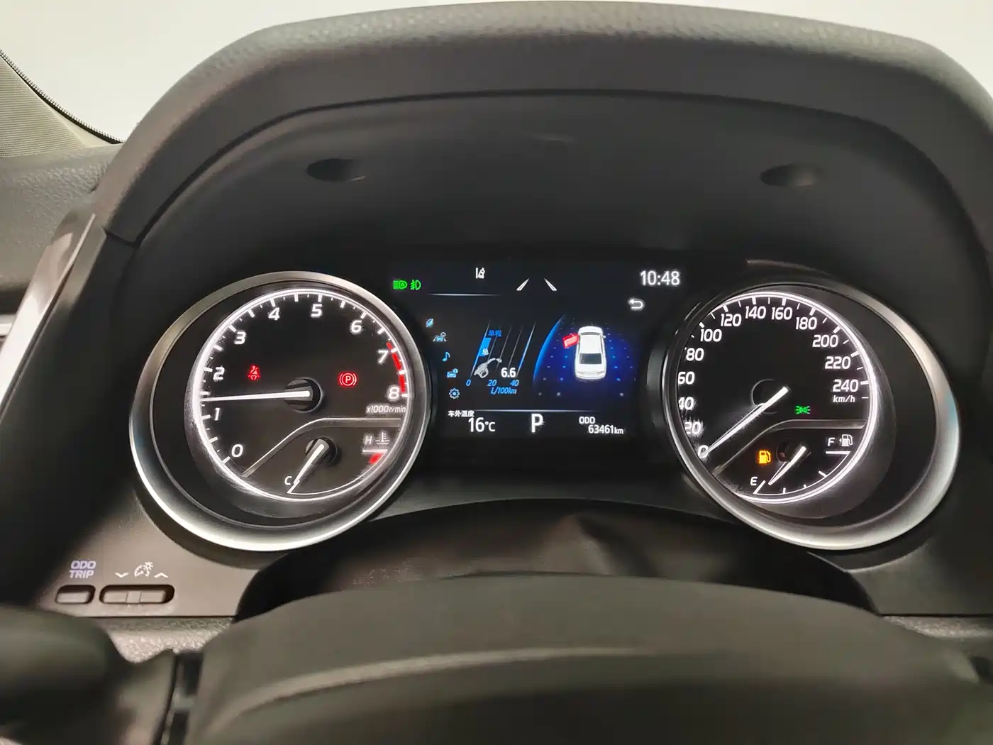 Toyota Camry 2021 2.0G Luxury Edition фото 12