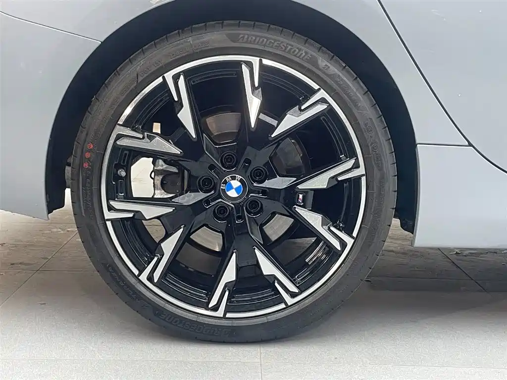 Фото 18 - BMW 2 Series