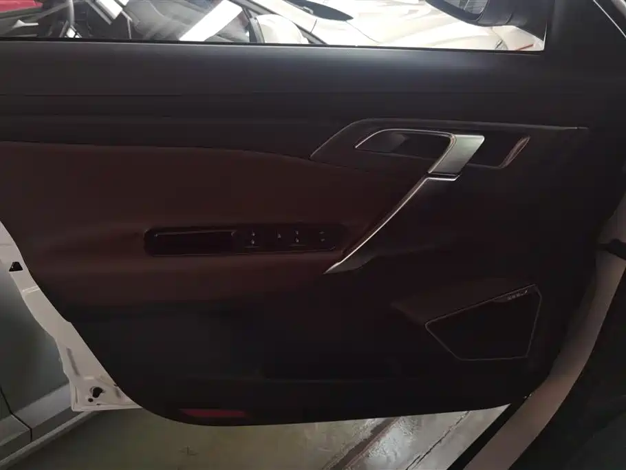 GEELY AUTOMOBILE BOYUE