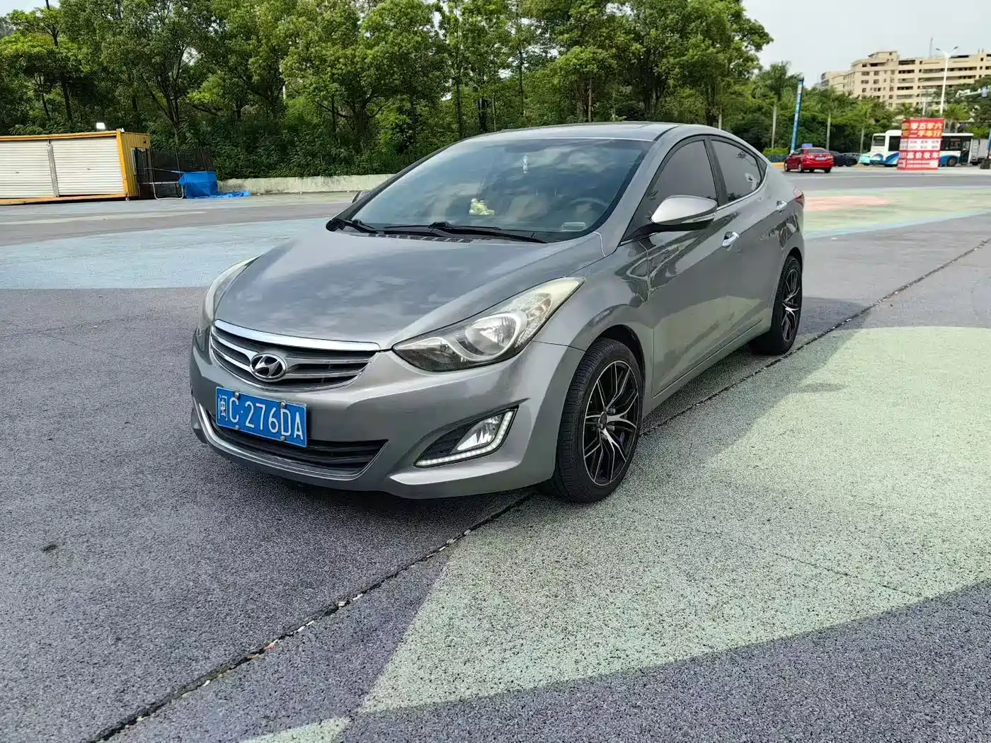 Hyundai Langdong 2012 2012 1.6L Manual Leading