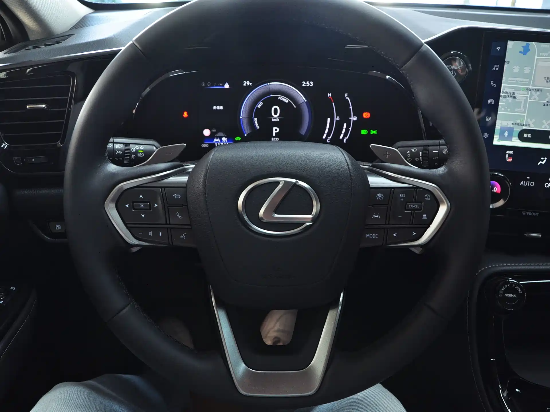 Фото 7 - Lexus NX
