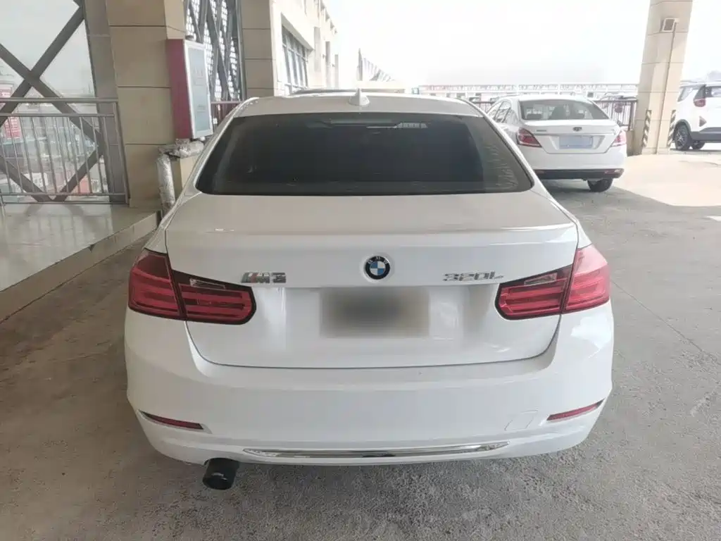 Фото 6 - BMW 3 Series