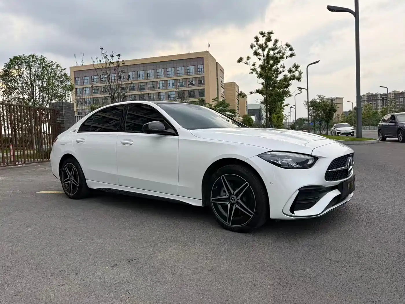 Mercedes-Benz C-Class 2024 C 260 L Night Edition Sport фото 3