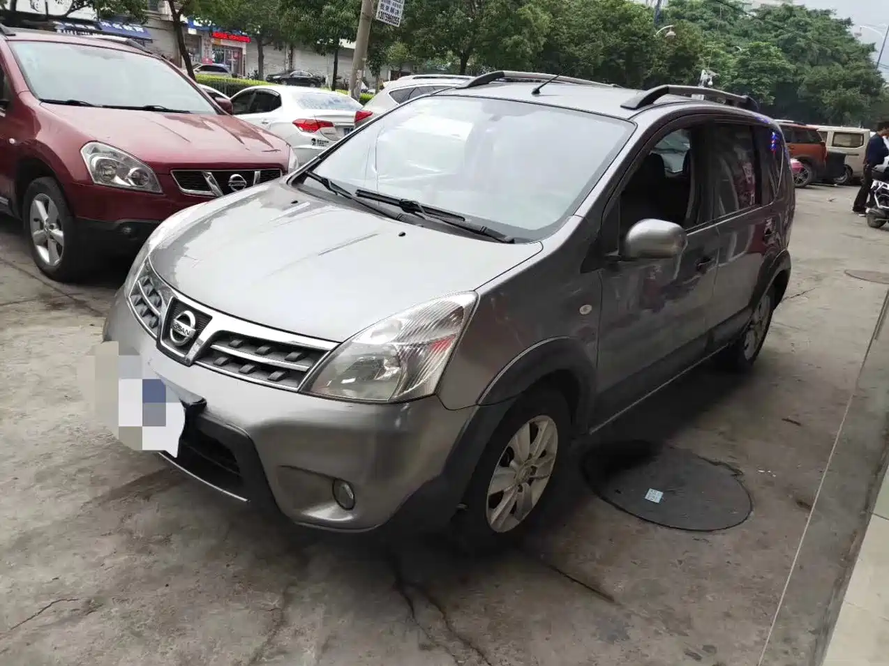 Nissan Livina 2014 2013 1.6XE CVT Comfort
