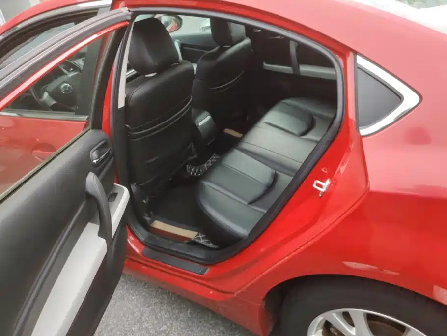 Mazda Ruiyi 2012 2011 Model 2.0L Auto Elite