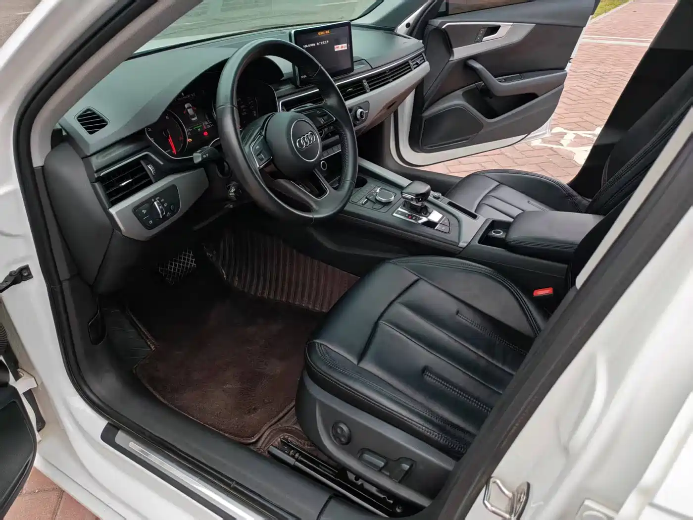 Audi A4L 2019 40 TFSI Progressive (China V) фото 4