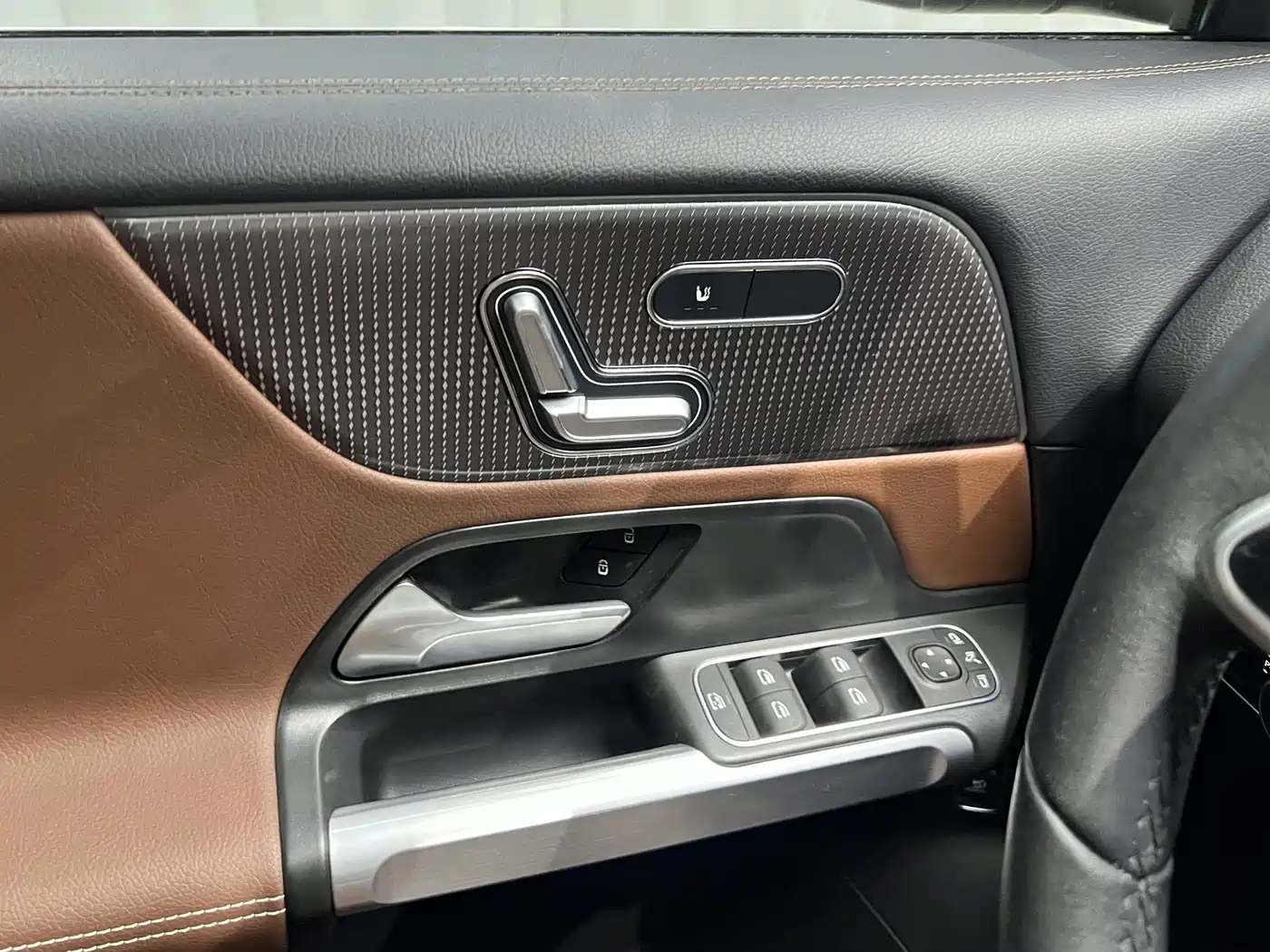 Mercedes-Benz GLB, миниатюра 14