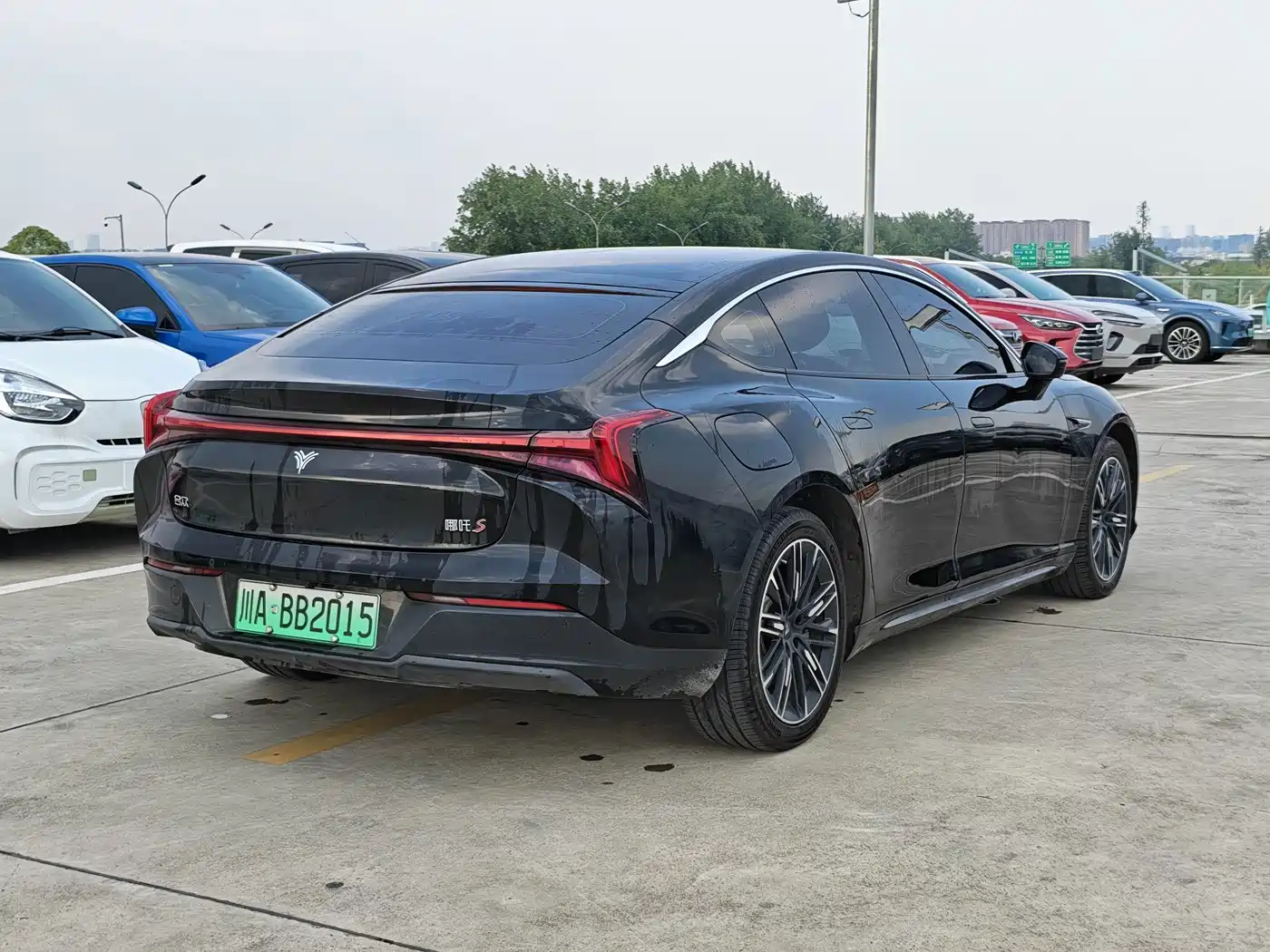 Nezha Auto Nezha S 2024 2024 Model Pure Electric 520km RWD Lite Edition