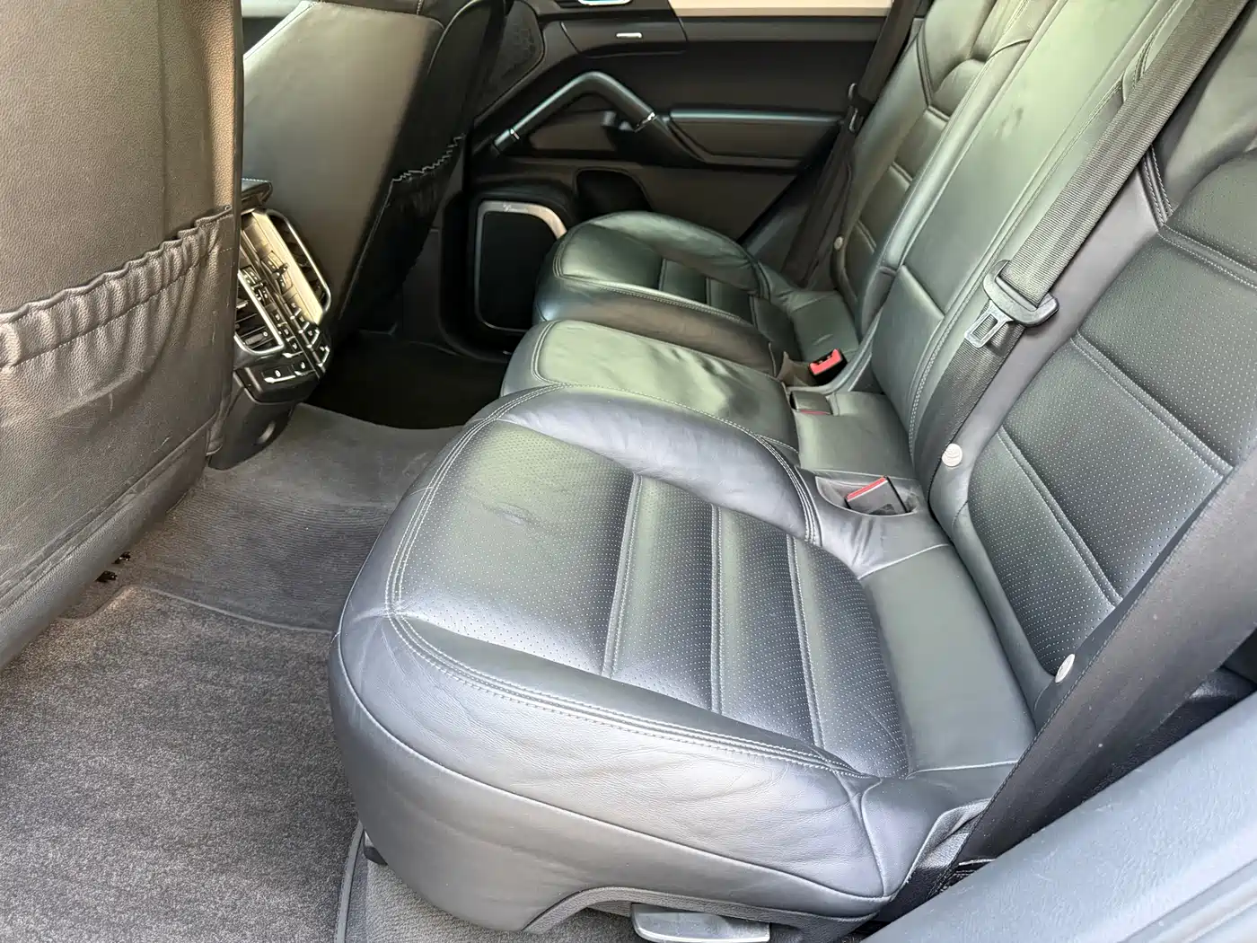 Porsche Cayenne 2011 Cayenne Turbo 4.8T фото 10