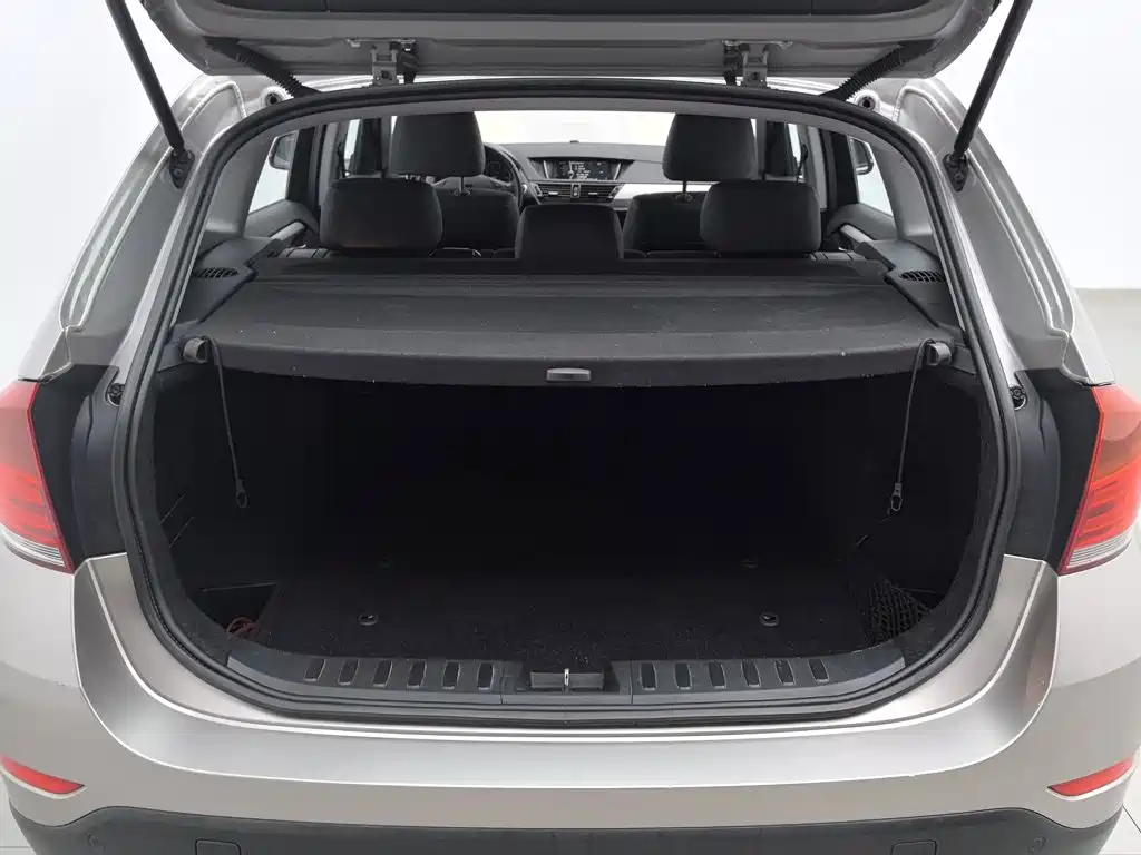 BMW X1 (Import) 2014 2012 sDrive18i Luxury