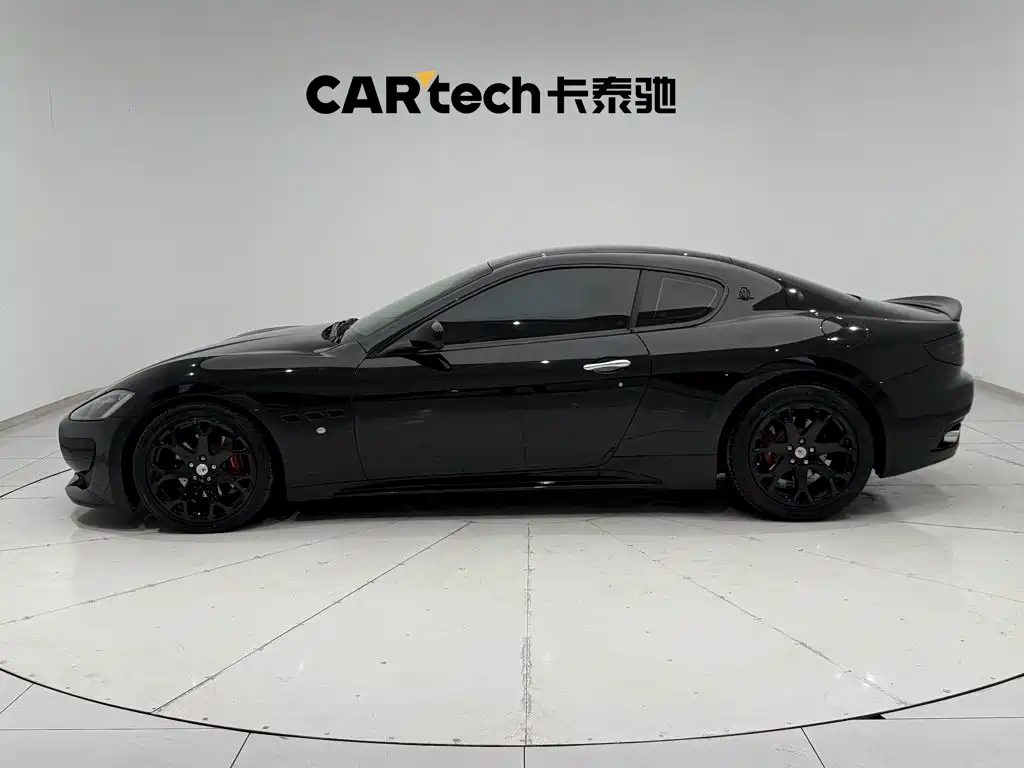 Photo 8 - Maserati GranTurismo
