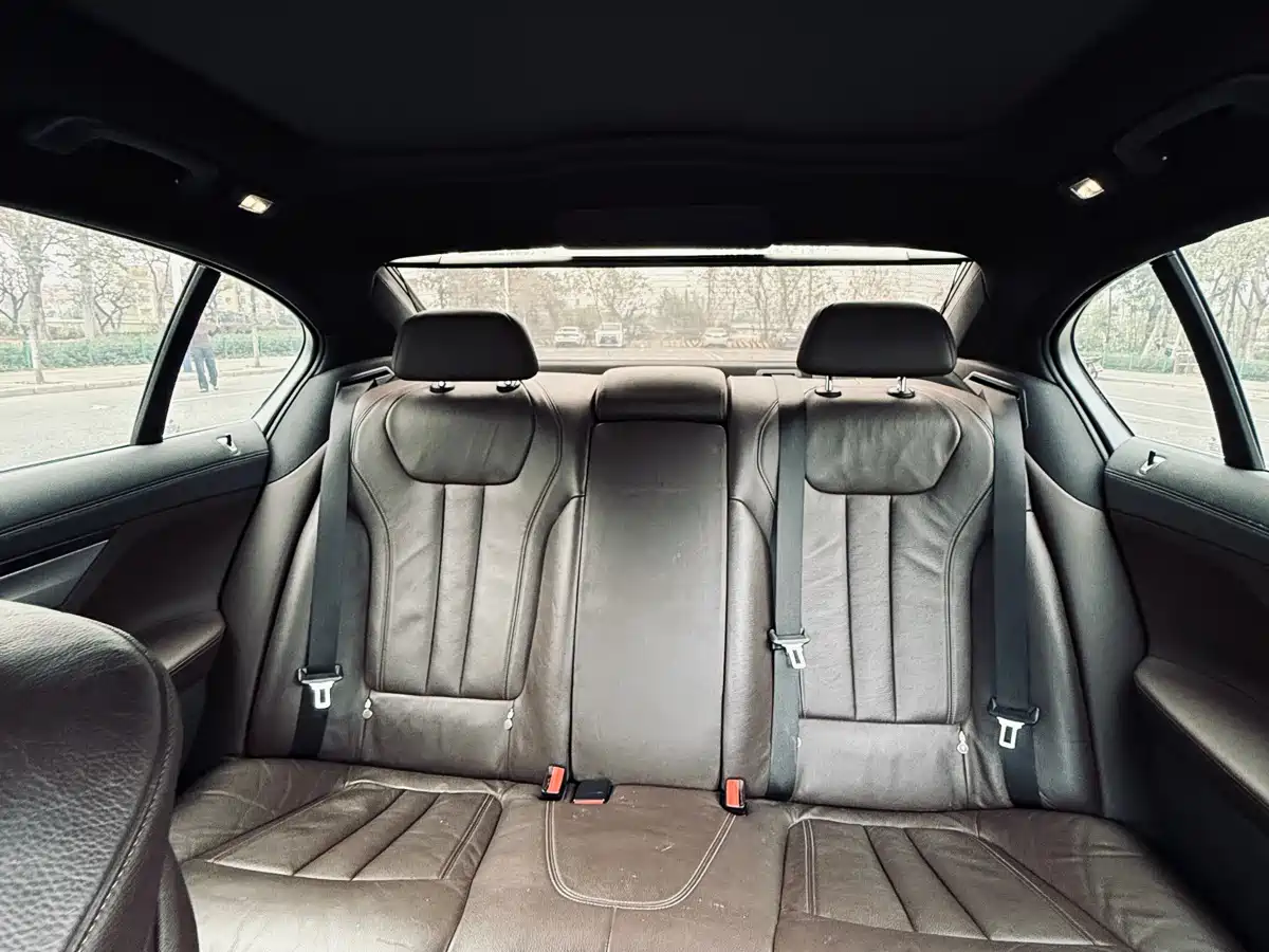 BMW 7 Series 2018 730Li Leading Type M Sport Package фото 29