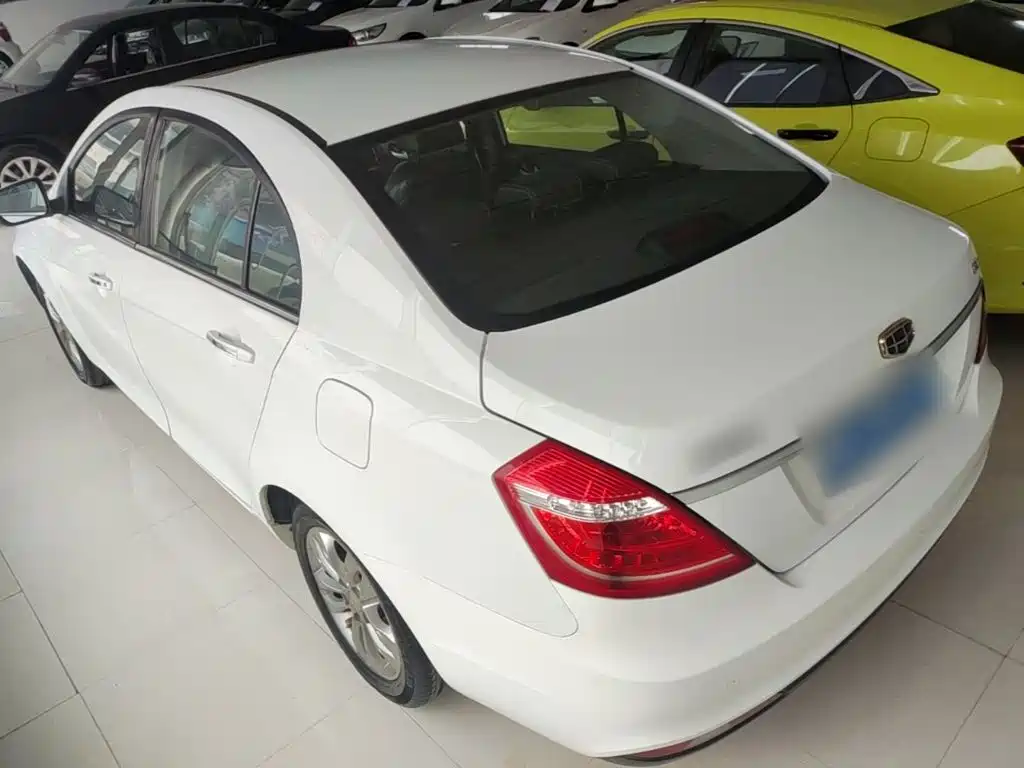 صورة 23 - Geely Emgrand