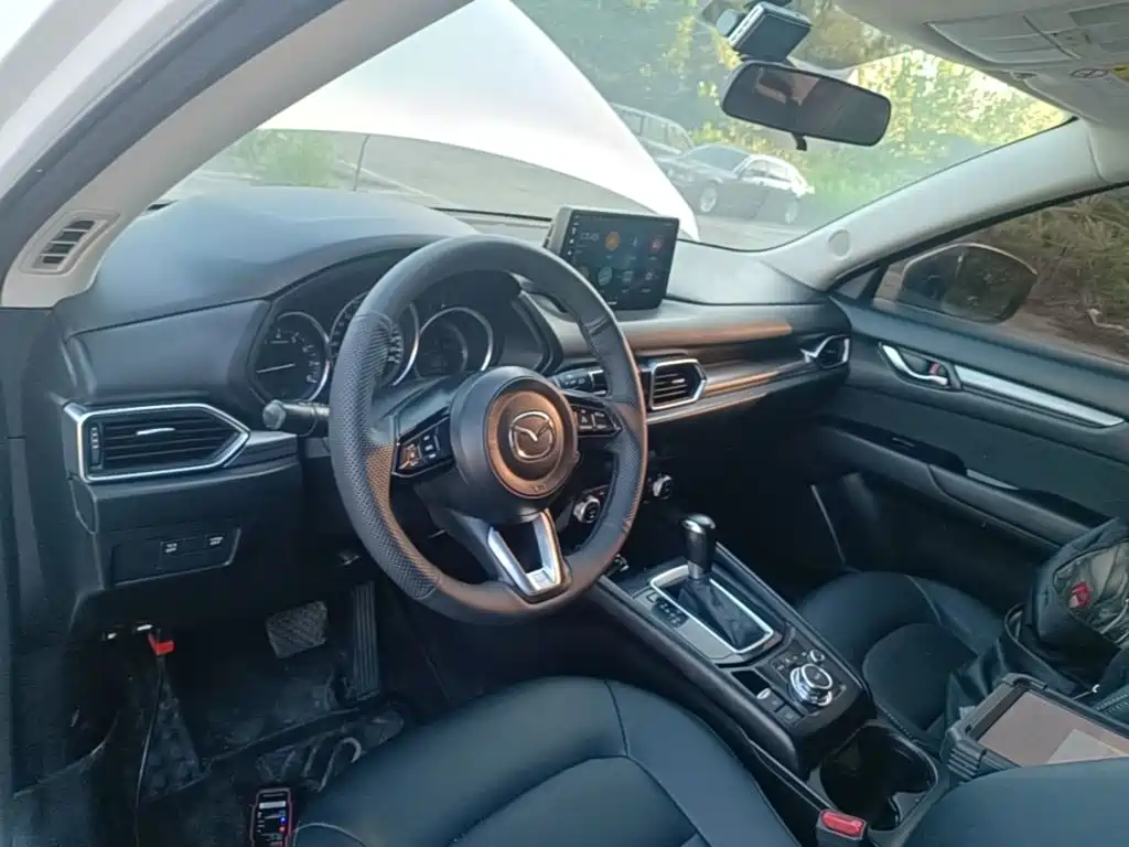 Фото 10 - Mazda CX-5