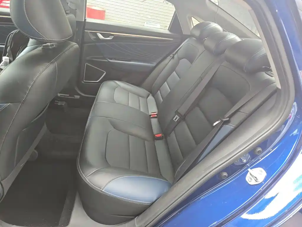 Geely Emgrand GL 2021 2021 UP 1.4T CVT Executive