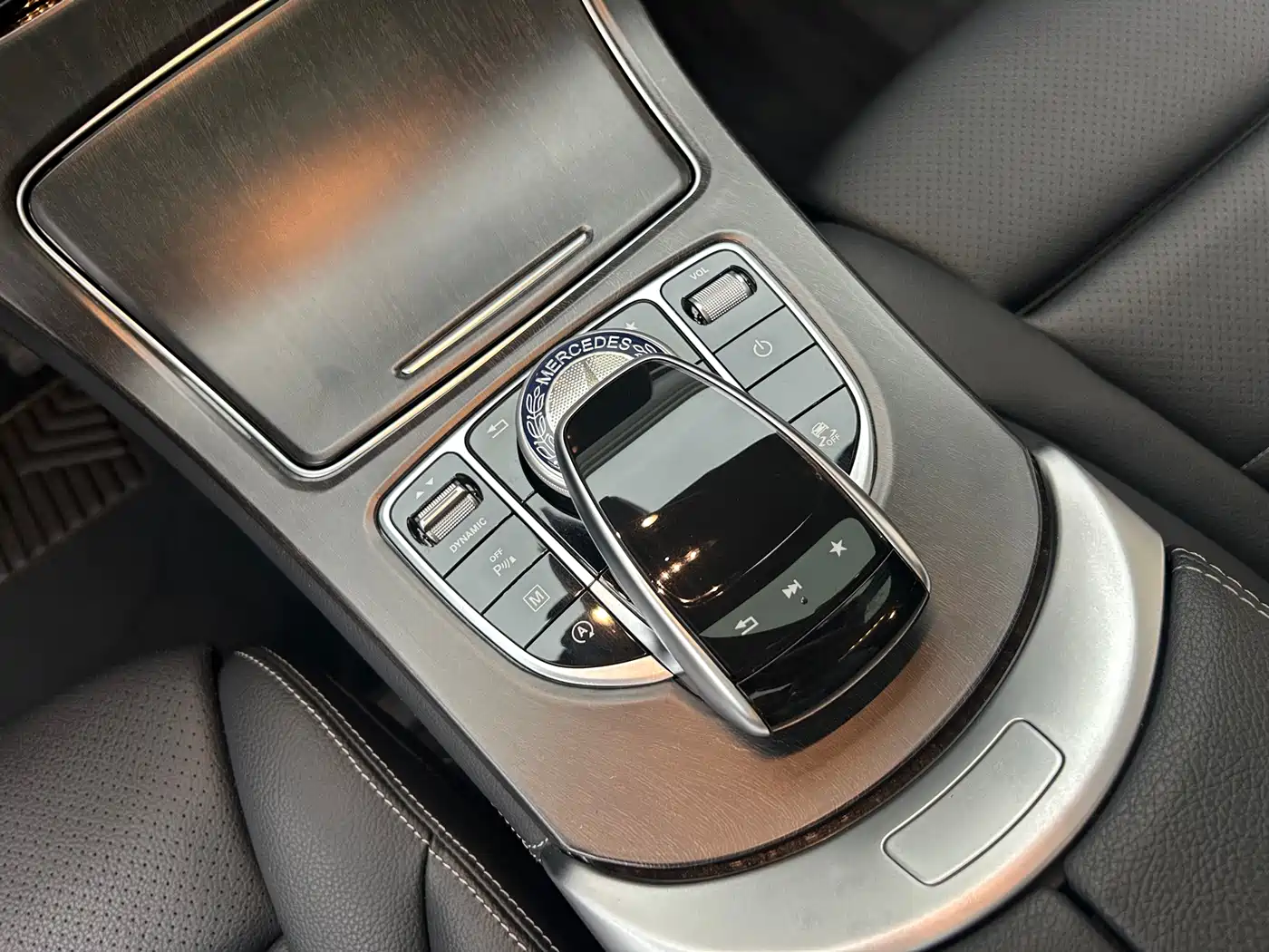 Mercedes-Benz GLC 2019 GLC 260 4MATIC Dynamic фото 13