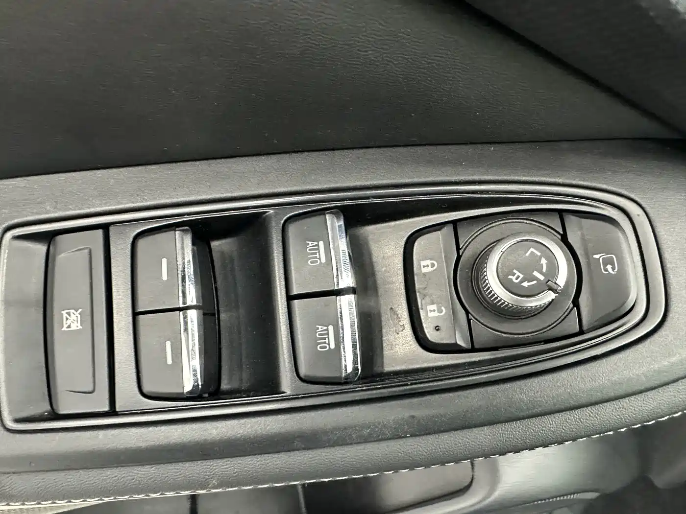 Subaru Forester 2022 2.0i AWD Luxury Edition with EyeSight фото 11