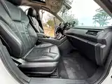 Фото 6 - Hongqi H5