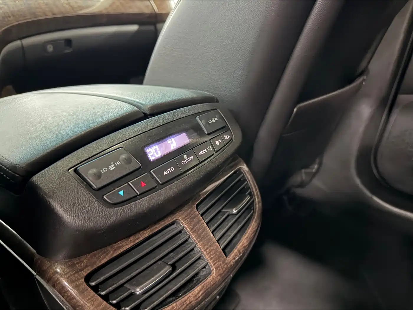 Acura MDX 2012 2011 Model 3.7 Comfort Premium Sport Edition