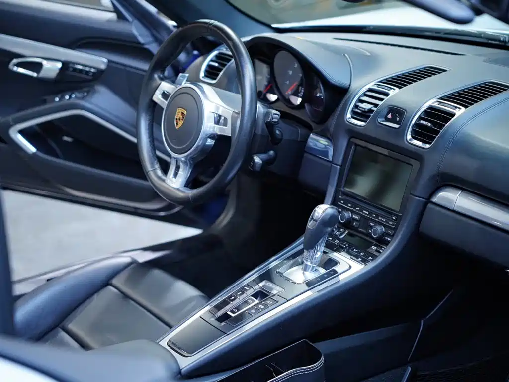 Photo 34 - Porsche Boxster