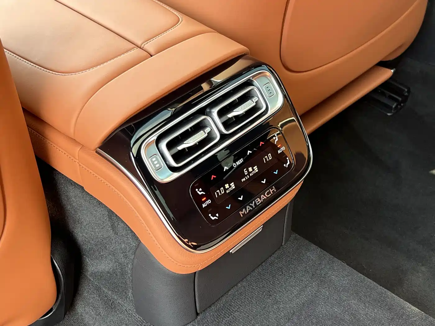 Mercedes-Benz Maybach S-Class 2025 Model S 480 4MATIC фото 14