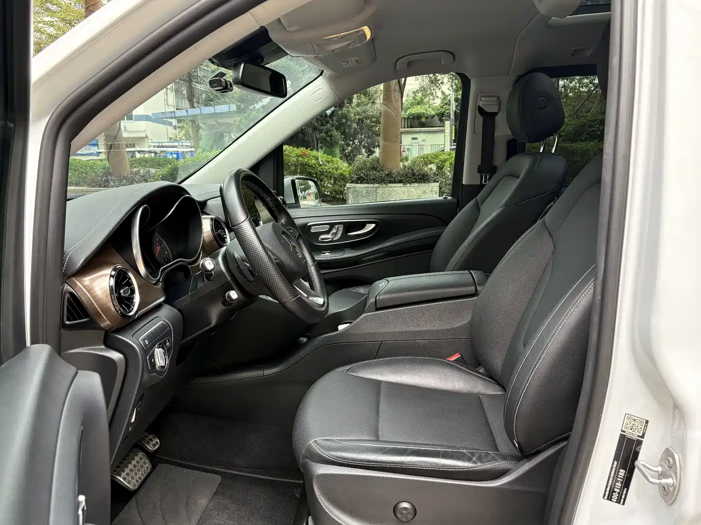 MERCEDES-BENZ V CLASS